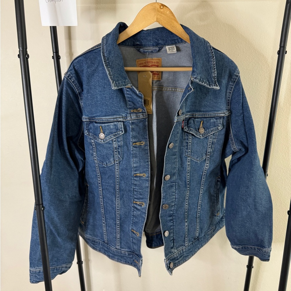 Levi’s denim jacket NWT - plus size 2x